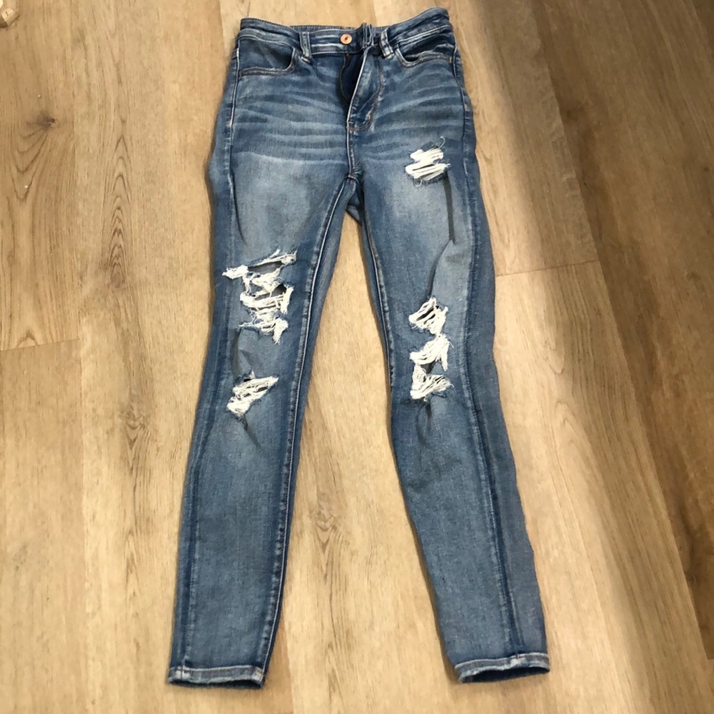 American Eagle High Rise Distressed Skinny Jeans